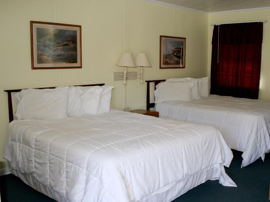 Falcon Motel Buxton Room photo